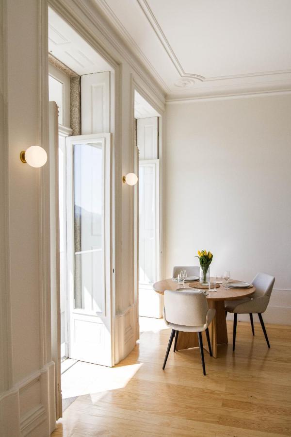 Modern Charming Loft With Balcony In Central Porto Exterior photo